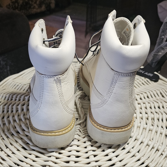 Timberland Women's Cream Lace-Up Boots - Picture 2 of 5